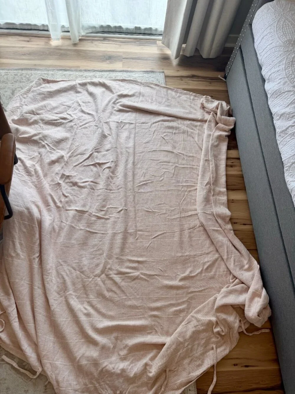 Urban Outfitters UO Home Queen Duvet Cover -Pink/White Pinstripe